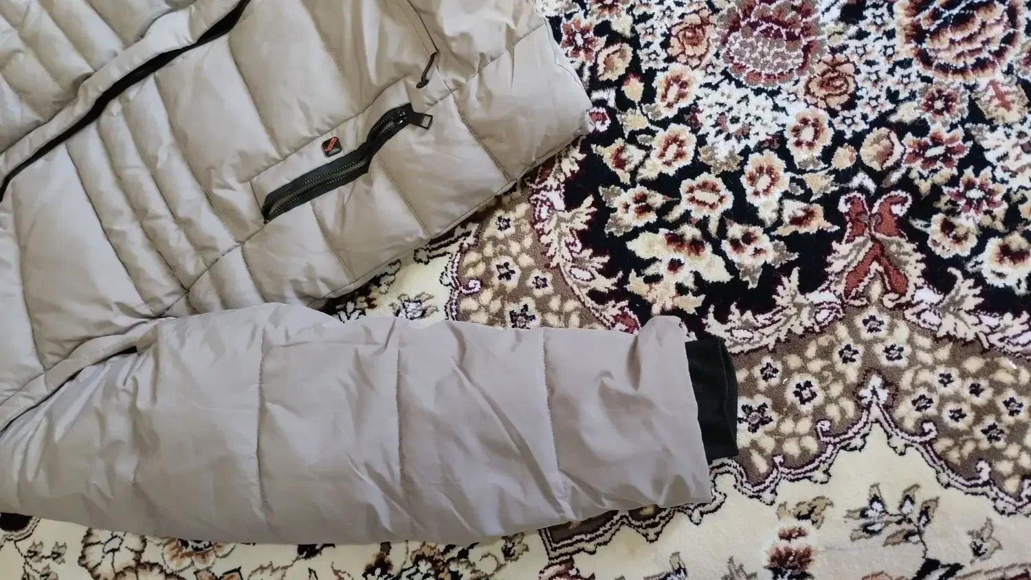 کاپشن نو|لباس|زاهدان, |دیوار