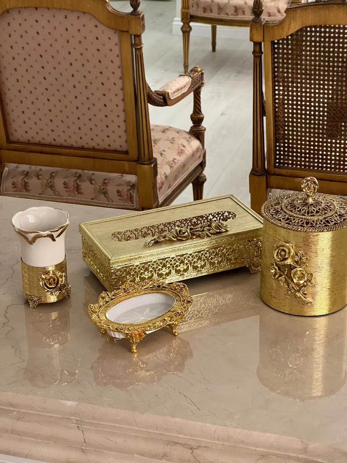 4 تیکه ظروف شیک و کاربردی و وارداتی|ظروف سرو و پذیرایی|تهران, امام زاده عبدالله|دیوار