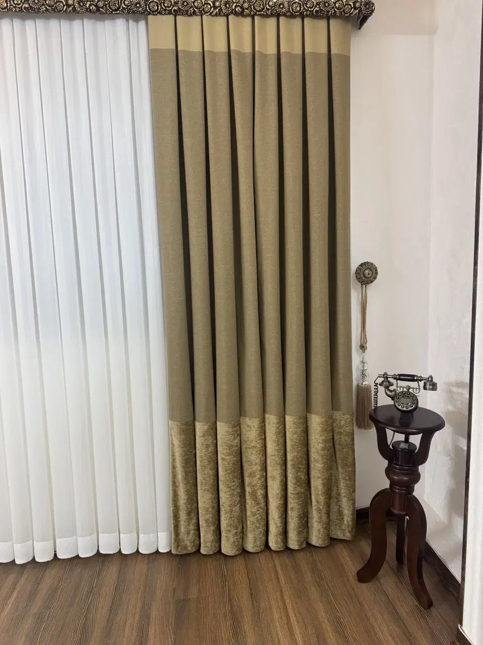 والان پرده|پرده، رانر، رومیزی|قم, سراجه (۱۵ خرداد)|دیوار