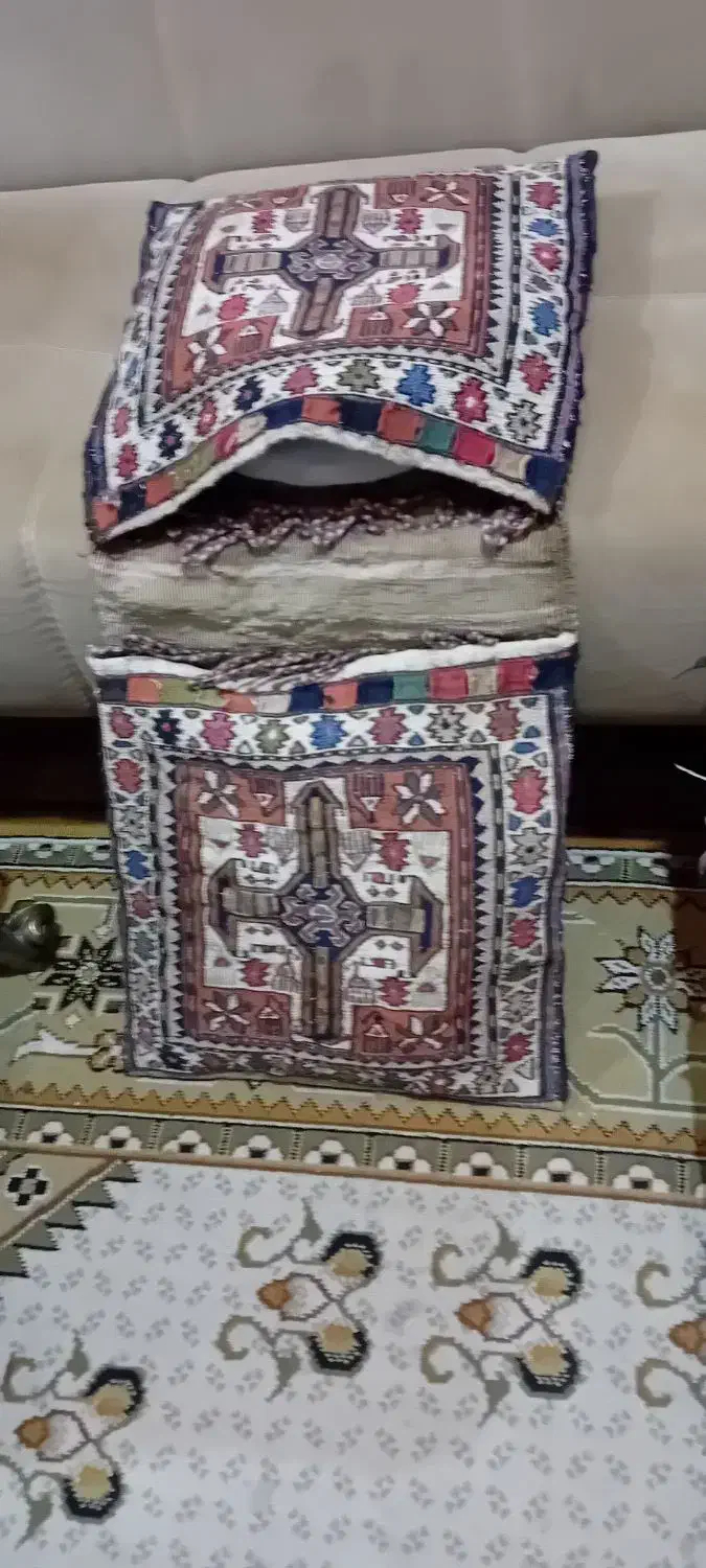دوعدد خورجین قدیمی|گلیم، جاجیم، گبه|شیراز, حافظیه|دیوار