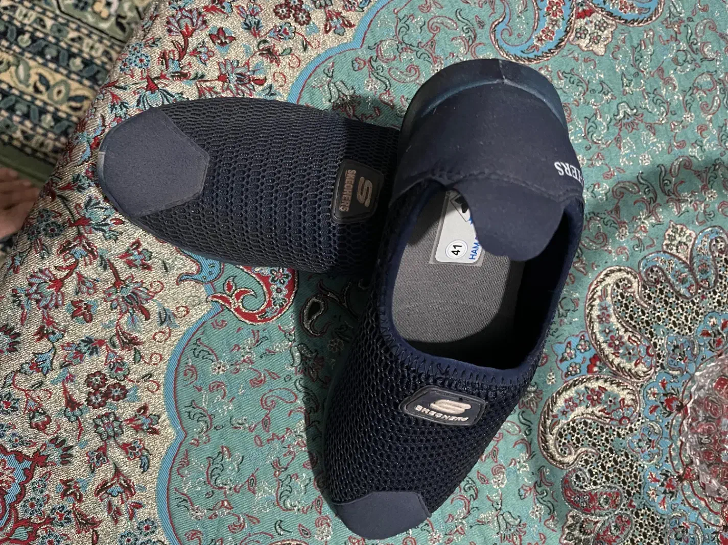 کفش|کیف، کفش، کمربند|خرمدره, |دیوار