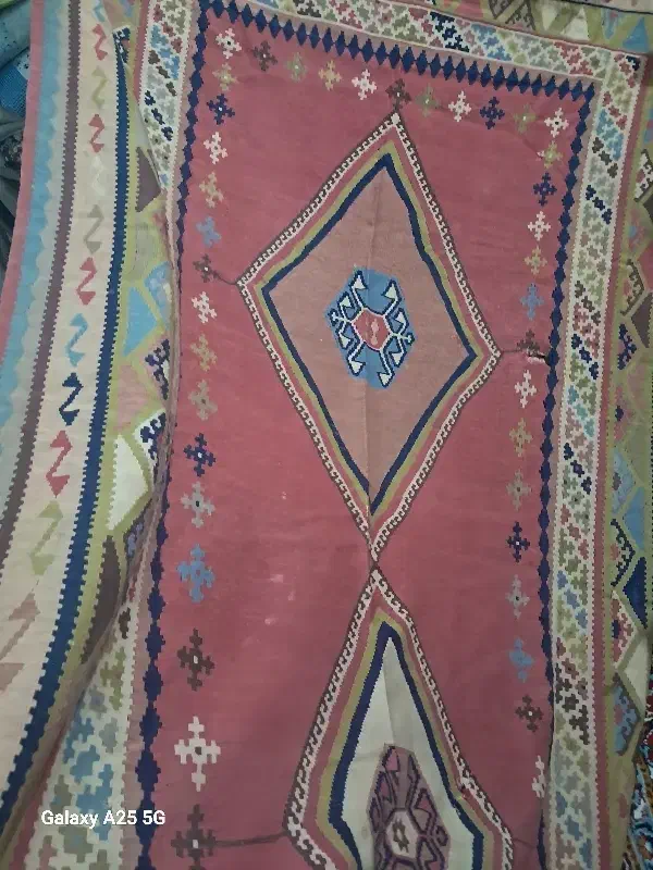 جاجیم وگلیم دست بافت خیلی خیلی قدیمی عتیقه|گلیم، جاجیم، گبه|رباط‌کریم, رباط‌کریم|دیوار