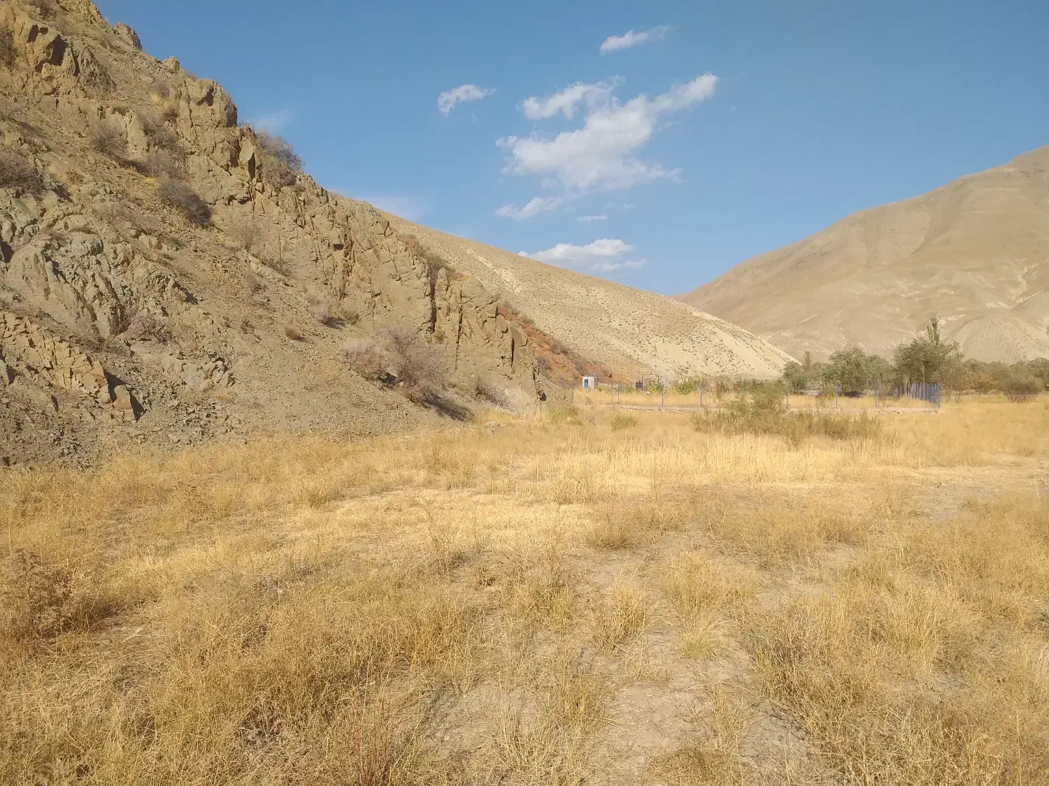 زمین مناسب احداث باغ|فروش دفتر صنعتی، کشاورزی، تجاری|خواجه, |دیوار