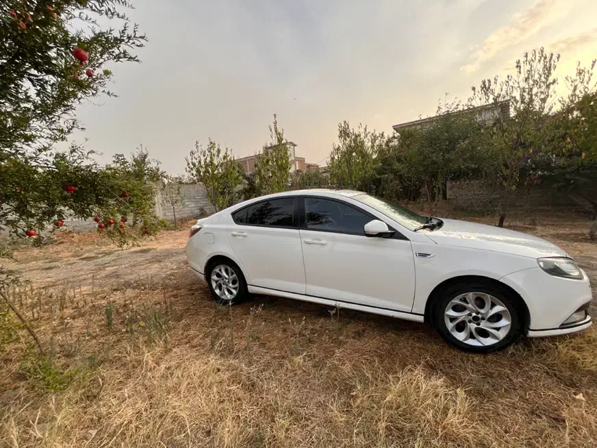 ام جی جی تی ۲۰۱۳|خودرو سواری و وانت|تهران, بلوار کشاورز|دیوار