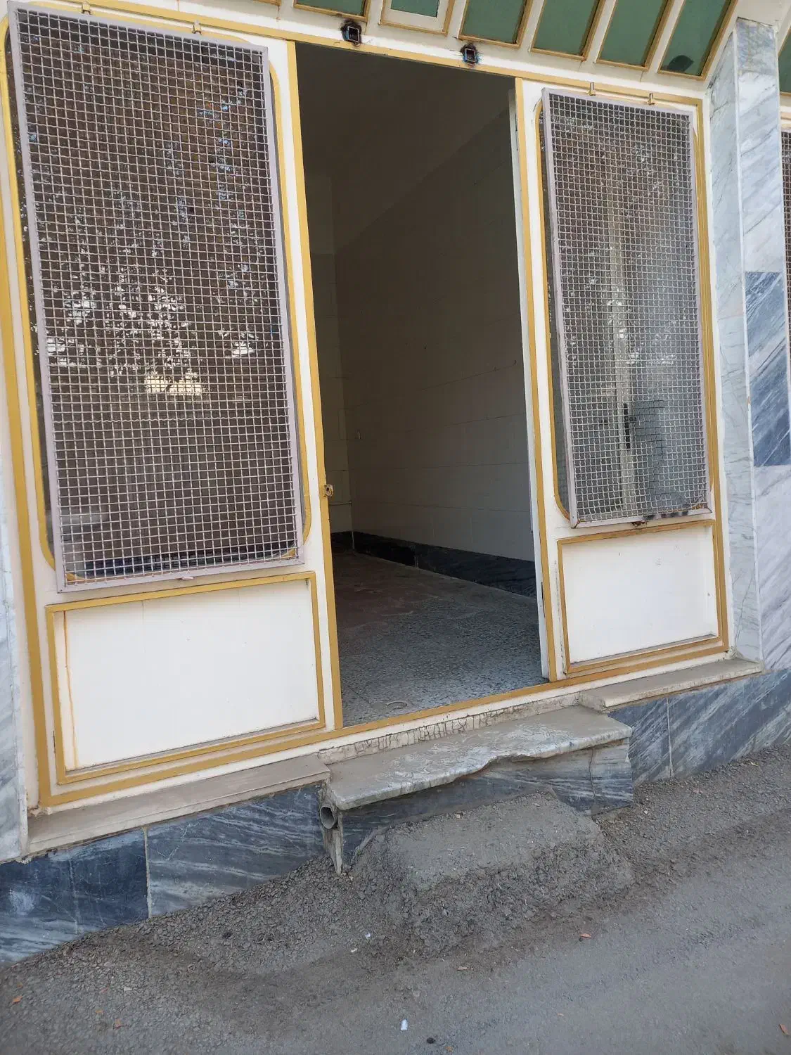 مقازه|اجارهٔ مغازه و غرفه|بروجرد, |دیوار