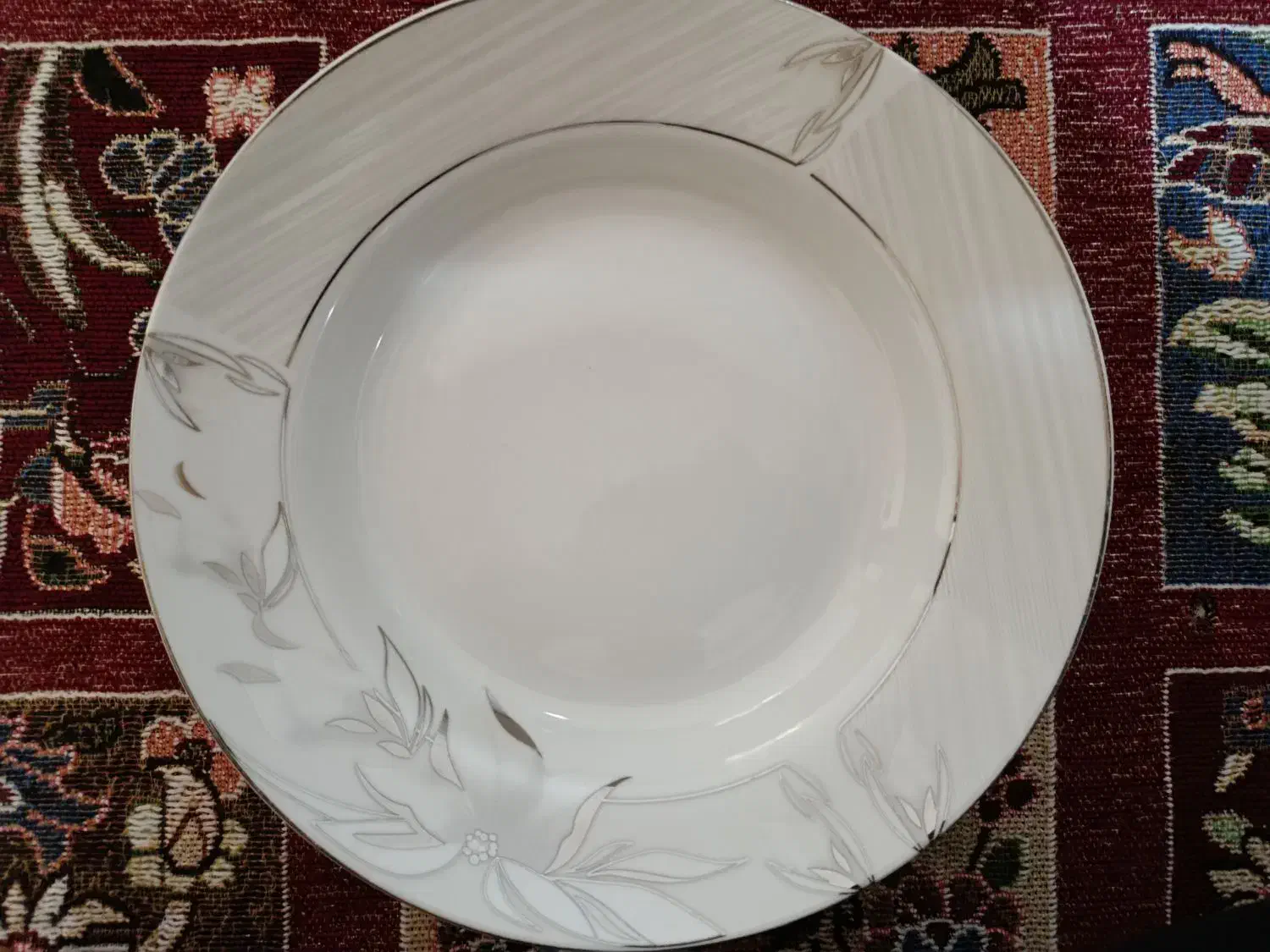 بشقاب|ظروف سرو و پذیرایی|بروجرد, |دیوار