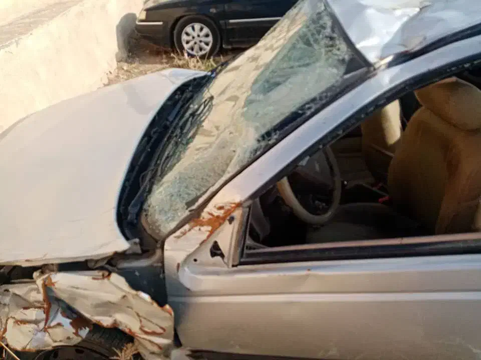 پژو تصادفی|خودرو سواری و وانت|کرمانشاه, |دیوار