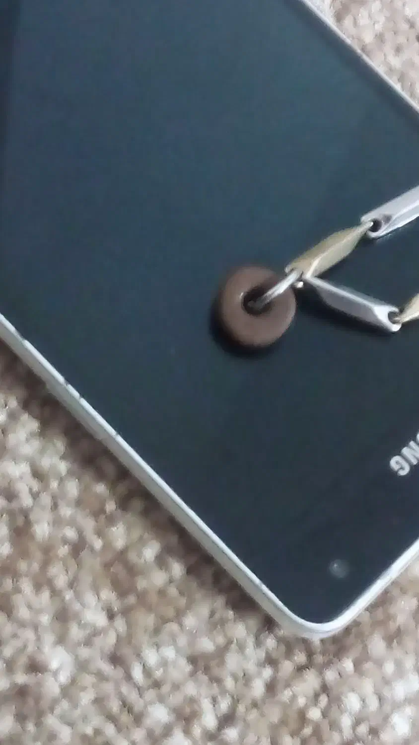 زنجیر نقره|کلکسیون اشیاء عتیقه|ایلام, |دیوار