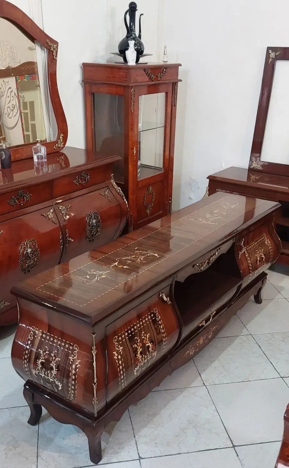 میز تلویزیون معرق چوب مازول ظریف|میز تلویزیون|تهران, علم و صنعت|دیوار