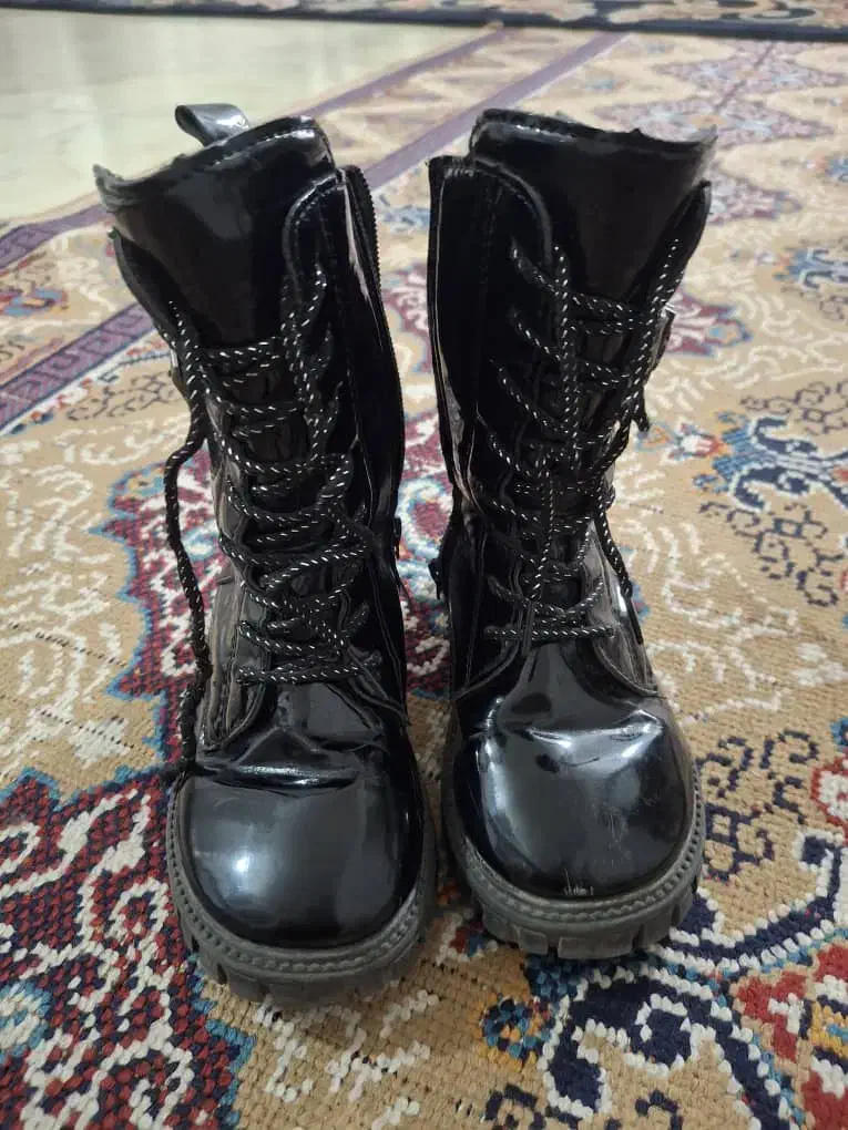 چکمه مشکی دخترانه|کیف، کفش، کمربند|خرمآباد, |دیوار