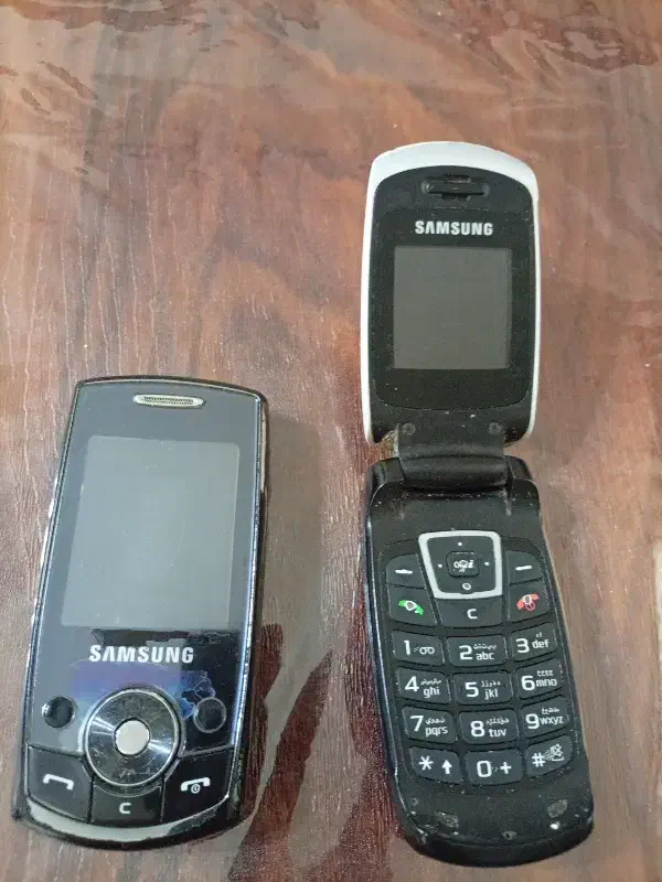 دو عدد گوشی نوستالژی|موبایل|کرج, گلشهر|دیوار