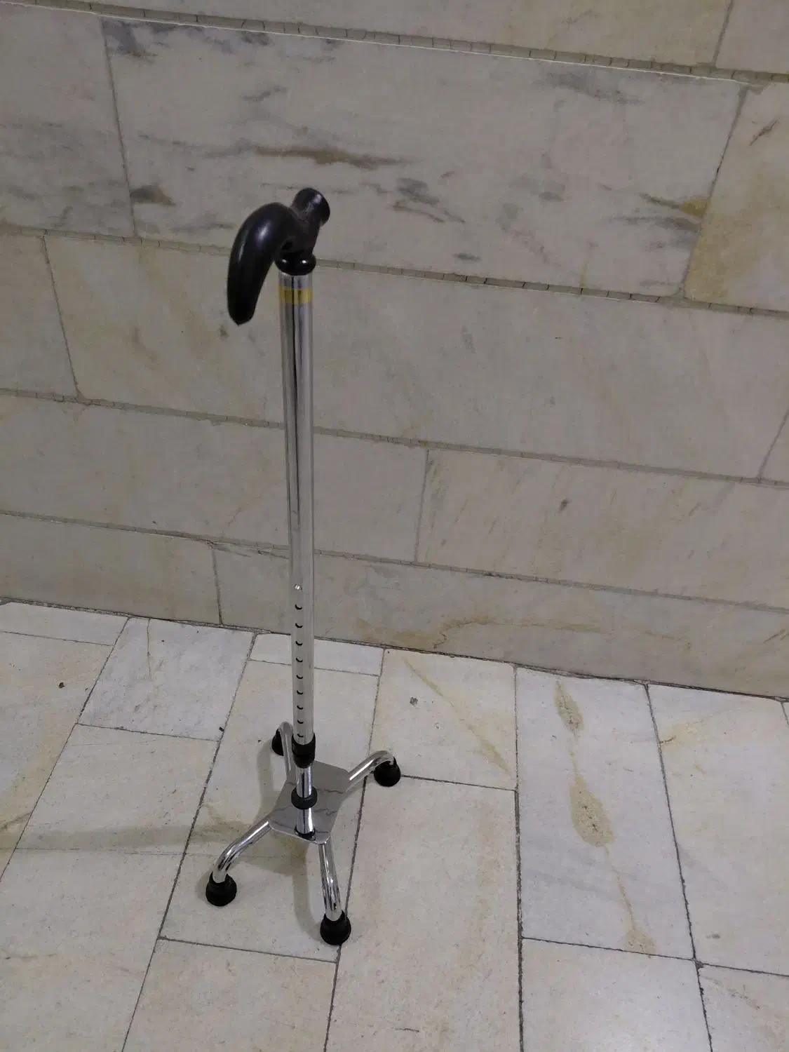 عصا چهارپایه ، مچی آلبوکراچ ،و زیر بغلی عصا چوبی|آرایشی، بهداشتی، درمانی|تهران, جنت‌آباد شمالی|دیوار