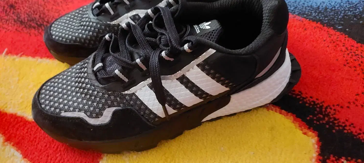 کفش آدیداس|کیف، کفش، کمربند|شیراز, امام حسین|دیوار