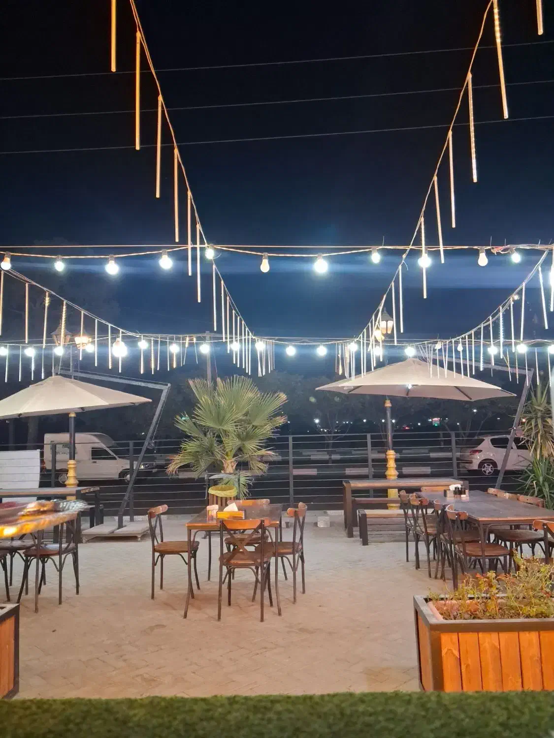 اشپز  ومنقل کار|استخدام خدمات فروشگاه و رستوران|اسلامشهر, شهرک واوان|دیوار