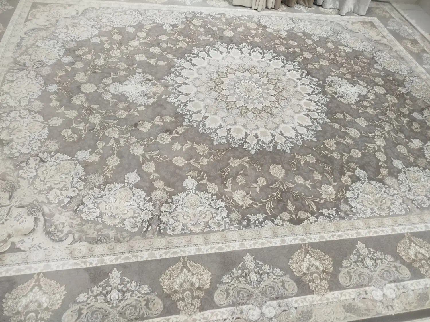 قالی 12متری|فرش|فولادشهر, C3|دیوار