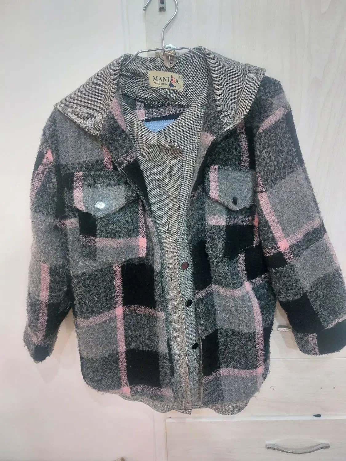 پاییزه پشمی سایز ۳۸ تا ۴۰ فری هست|لباس|اراک, |دیوار