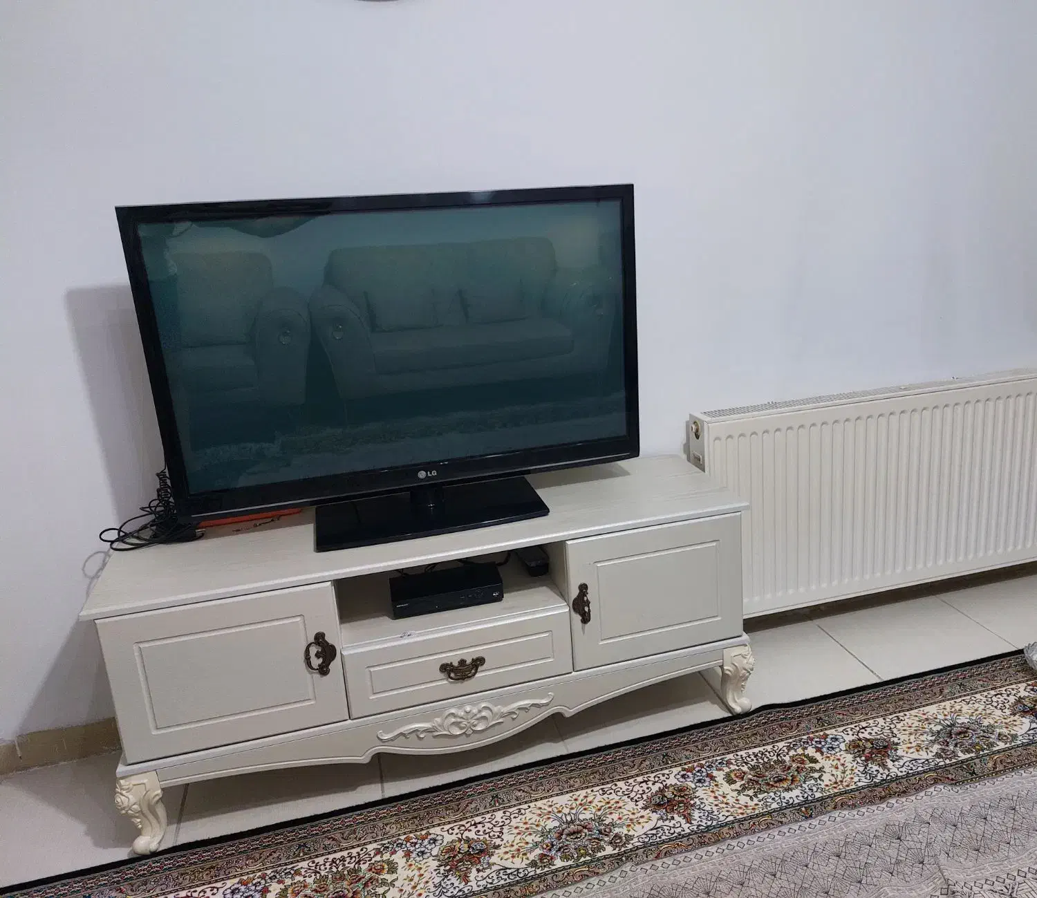 تلویزیون Lcd  ال جی|تلویزیون و پروژکتور|همدان, |دیوار