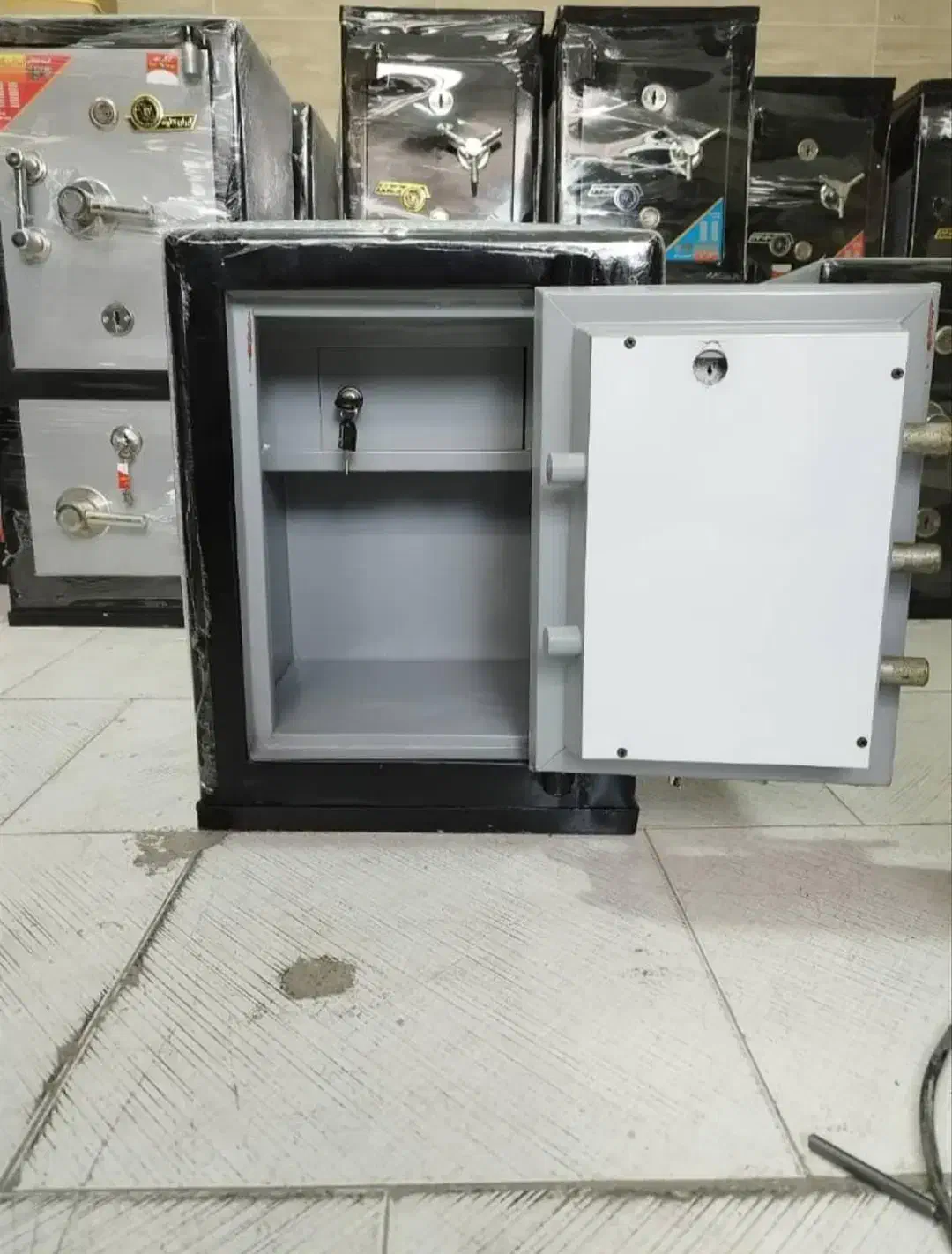 گاوصندوق درب گنجینه دار مخصوص مدارک6040|ابزارآلات|فردیس, شهرک ارم|دیوار