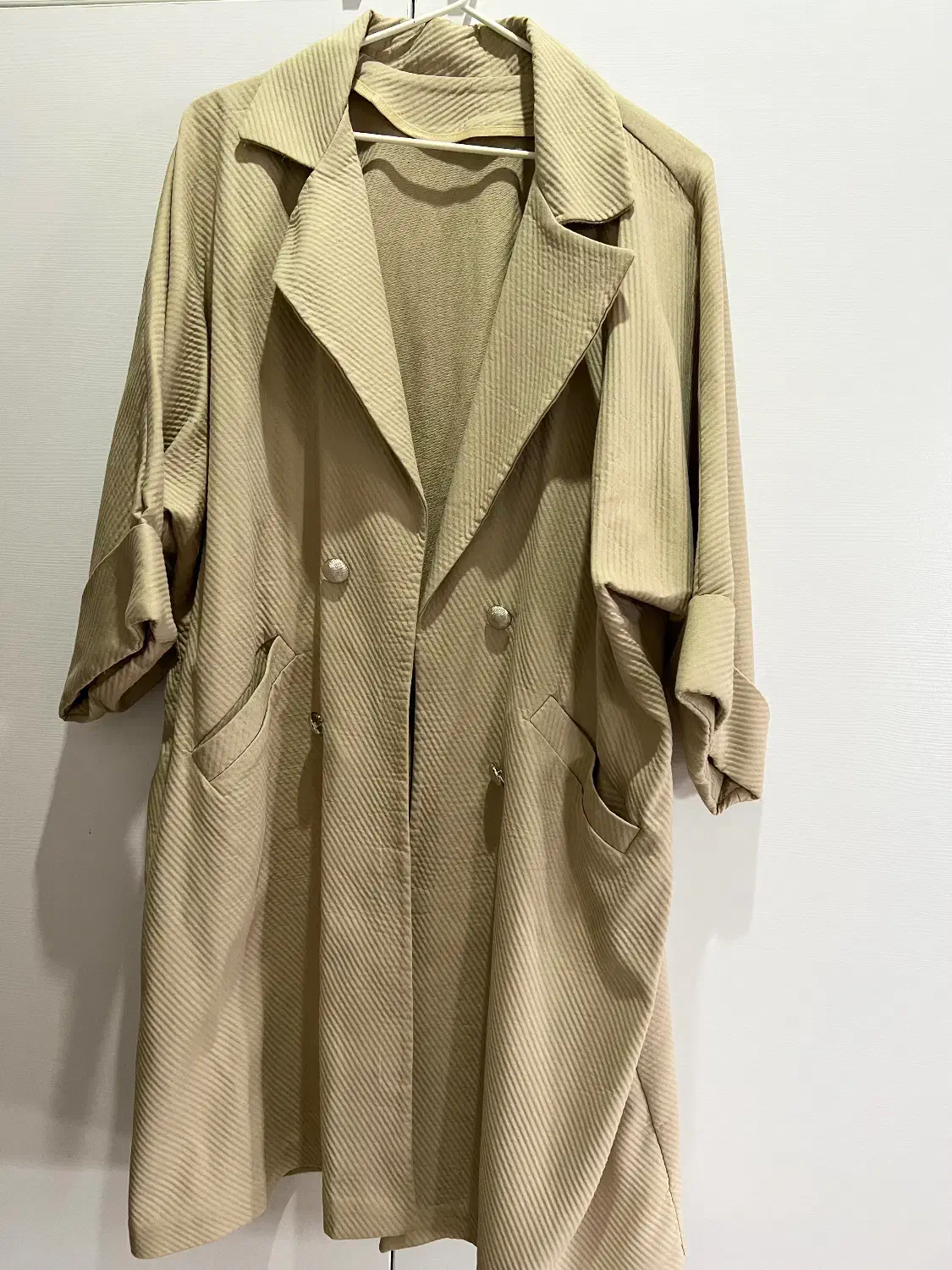 مانتو پاییزه|لباس|چالوس, |دیوار