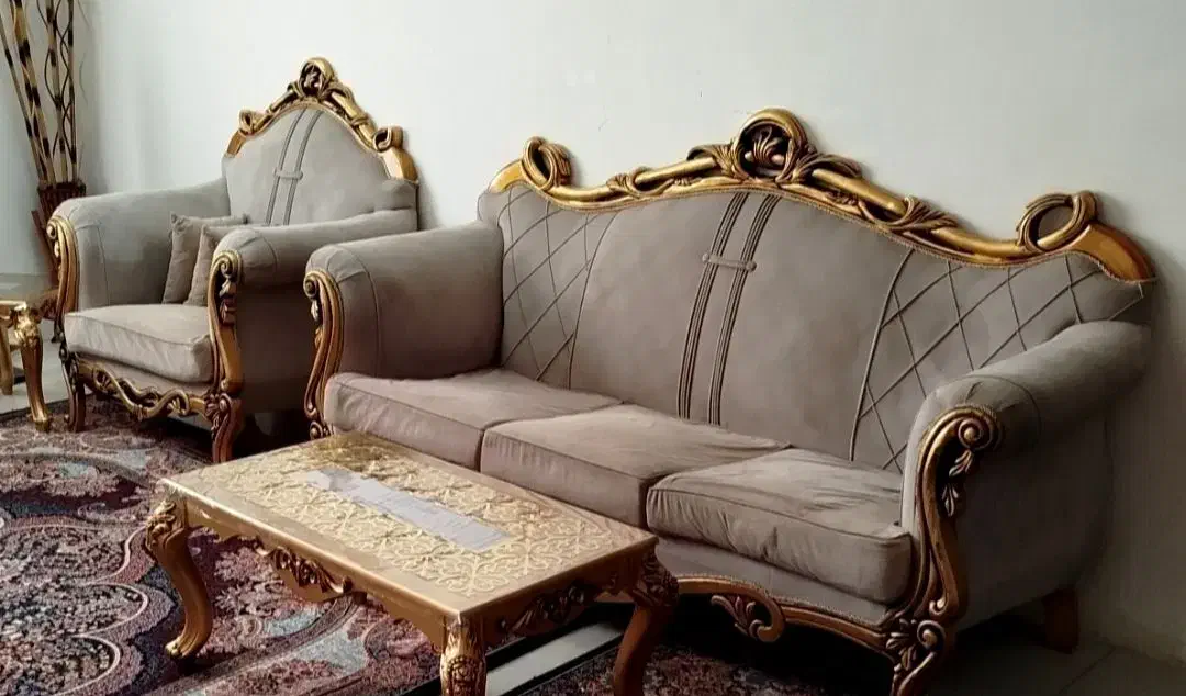 مبل ۹نفره کاملا سالم و نو|مبلمان خانگی و میز عسلی|محمدیه-قزوین, |دیوار