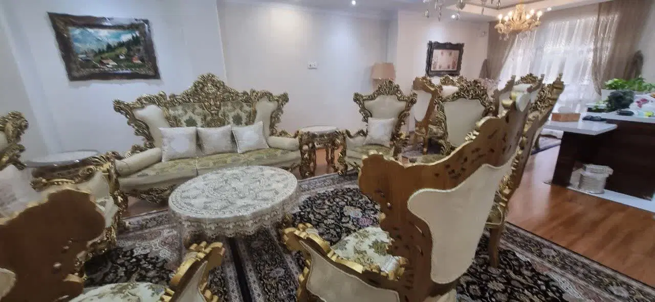 مبلمان سلطنتی به همراه میز نهارخوری|مبلمان خانگی و میز عسلی|تهران, توحید|دیوار