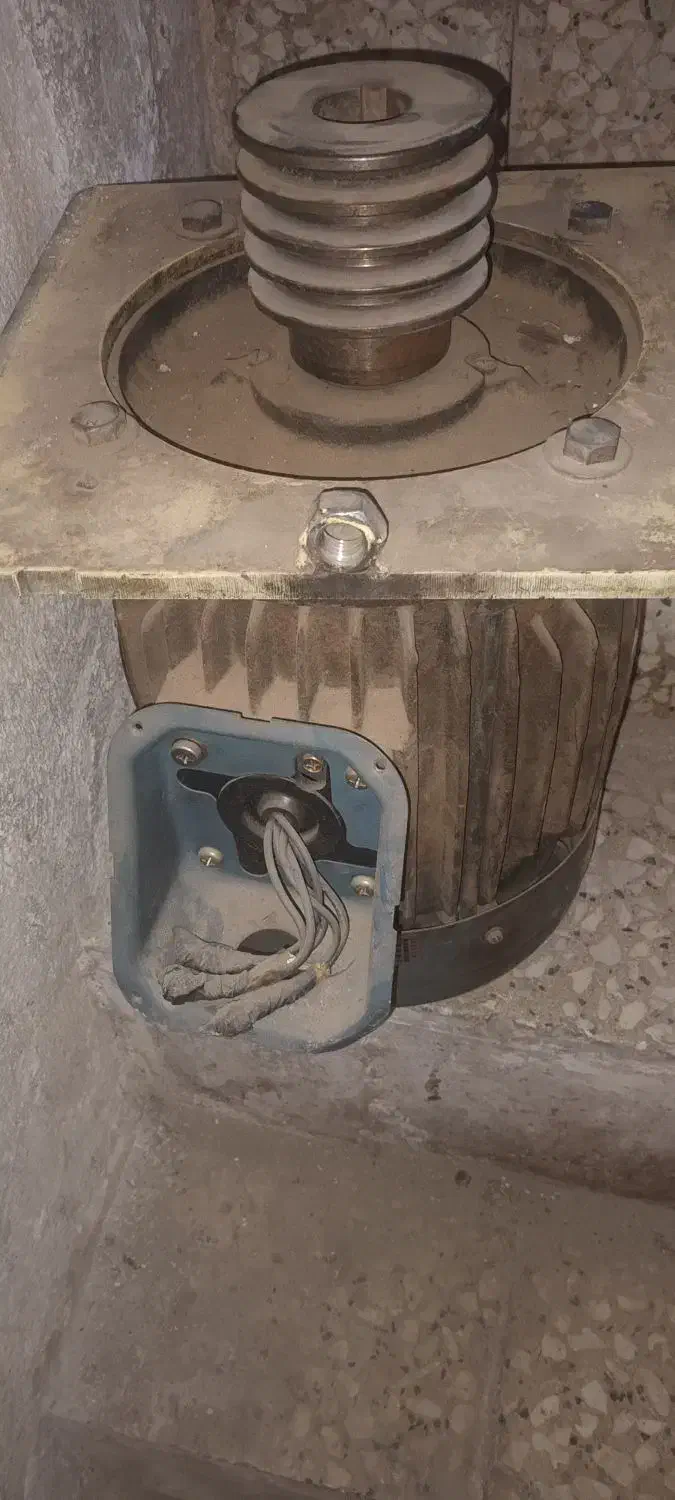 دینام ۳فاز ۵ونیم اسب|ماشین‌آلات صنعتی|قرچک, محمد آباد|دیوار