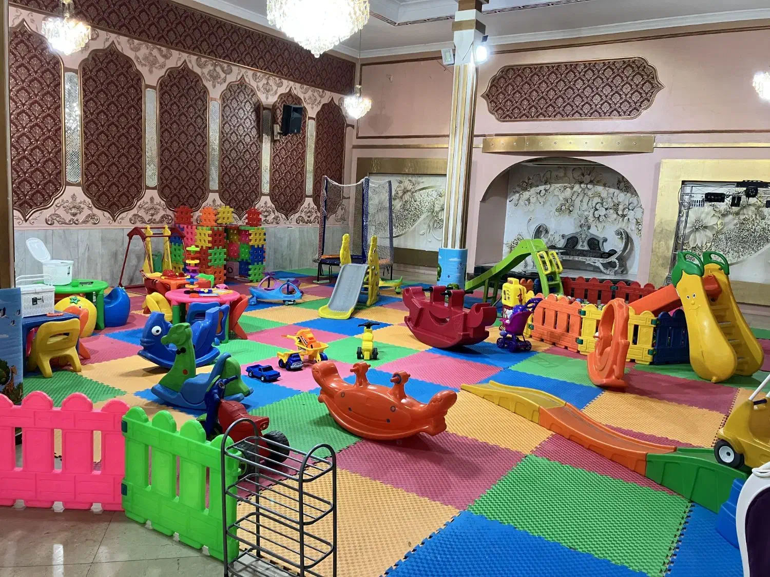 وسایل خانه کودک فوری|فروشگاه و مغازه|تهران, شهرک محلاتی|دیوار