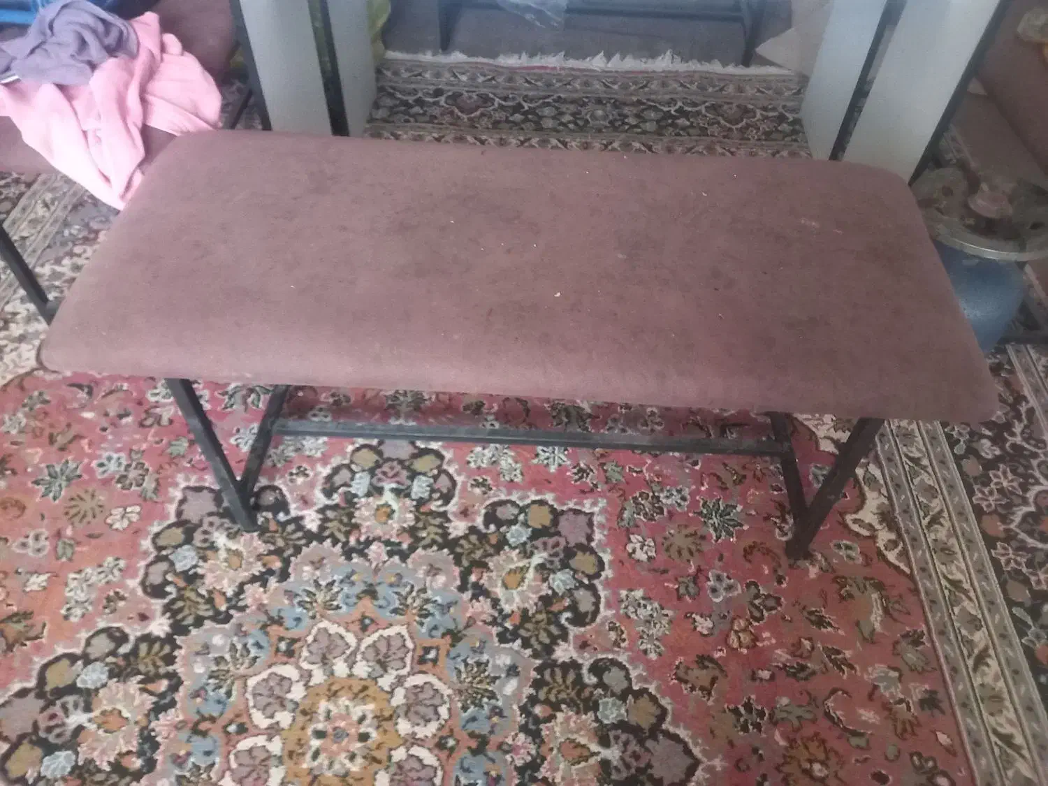 نیمکت پایه اهن|صندلی و نیمکت|گرگان, |دیوار