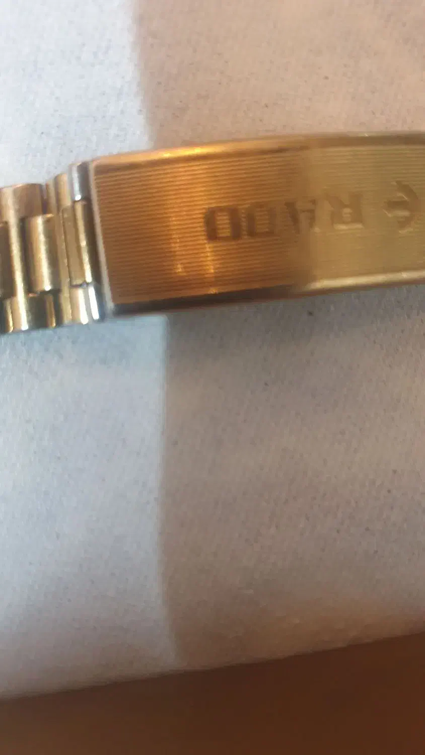 ساعت رادو زنانه تخم مرغی قدیمی|ساعت|زاهدان, |دیوار