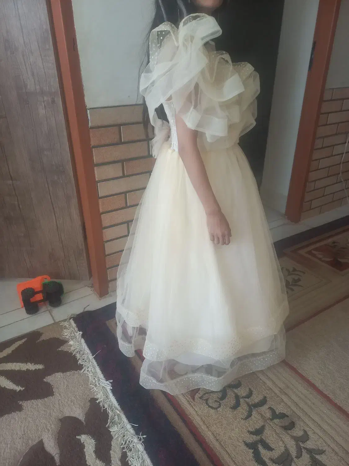 فروش لباس عروس بچگانه نونو بدون خط یا زدگی نونو|لباس|دره شهر, |دیوار