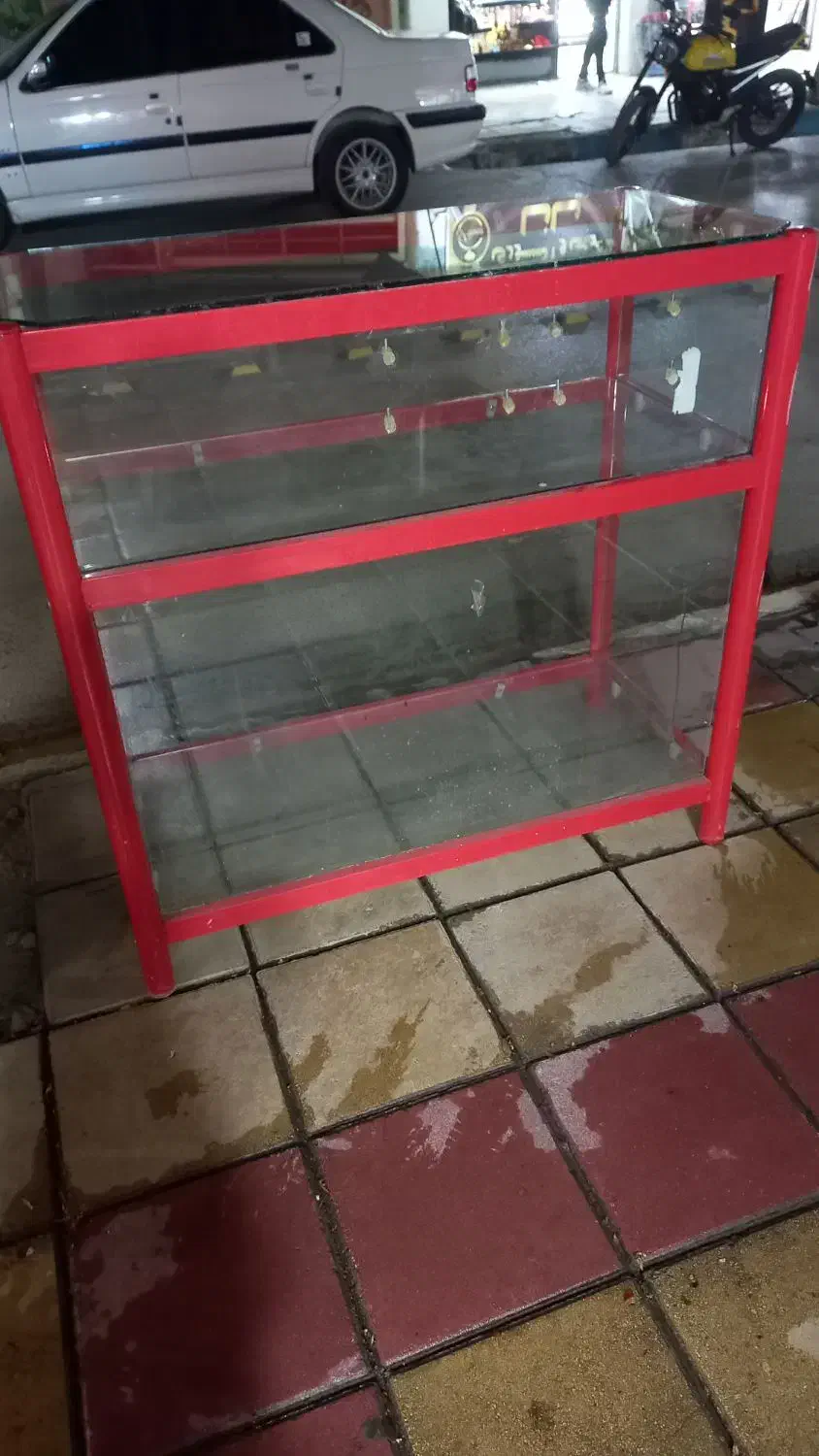 ویترین|فروشگاه و مغازه|هرسین, |دیوار