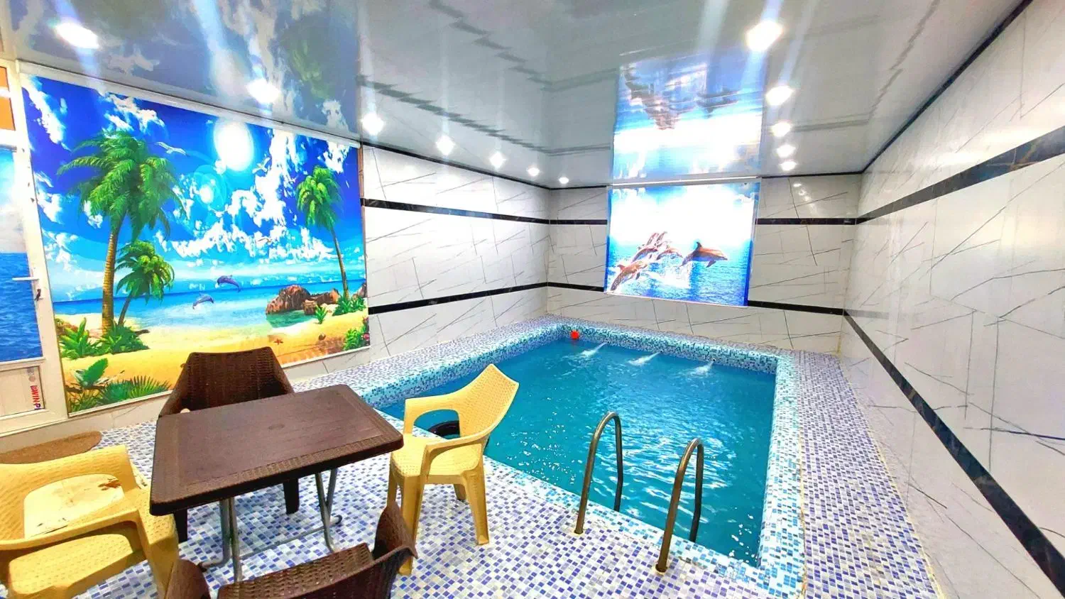 اجاره باغ استخر داخل شاهنامه 76|اجارهٔ کوتاهمدت ویلا و باغ|مشهد, میان ولایت|دیوار