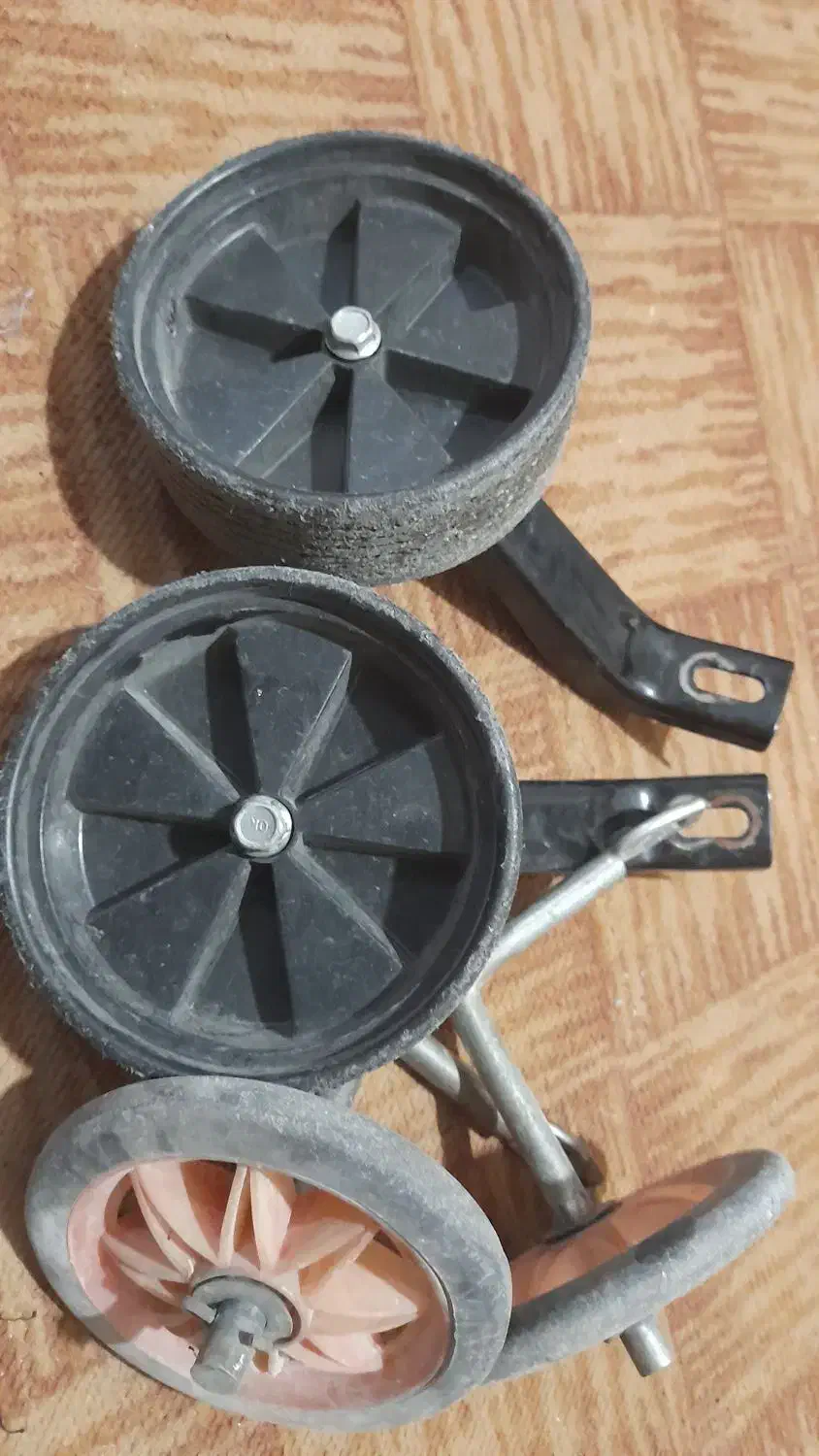 چرخ کمکی بچه|کالسکه و لوازم جانبی|مشهد, تلگرد|دیوار