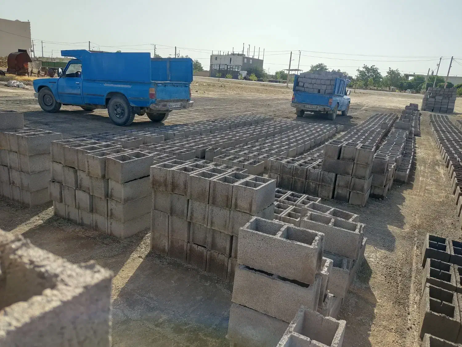 کارگاه تولید و پخش انواع بلوک|مصالح و تجهیزات ساختمان|کبودرآهنگ, |دیوار