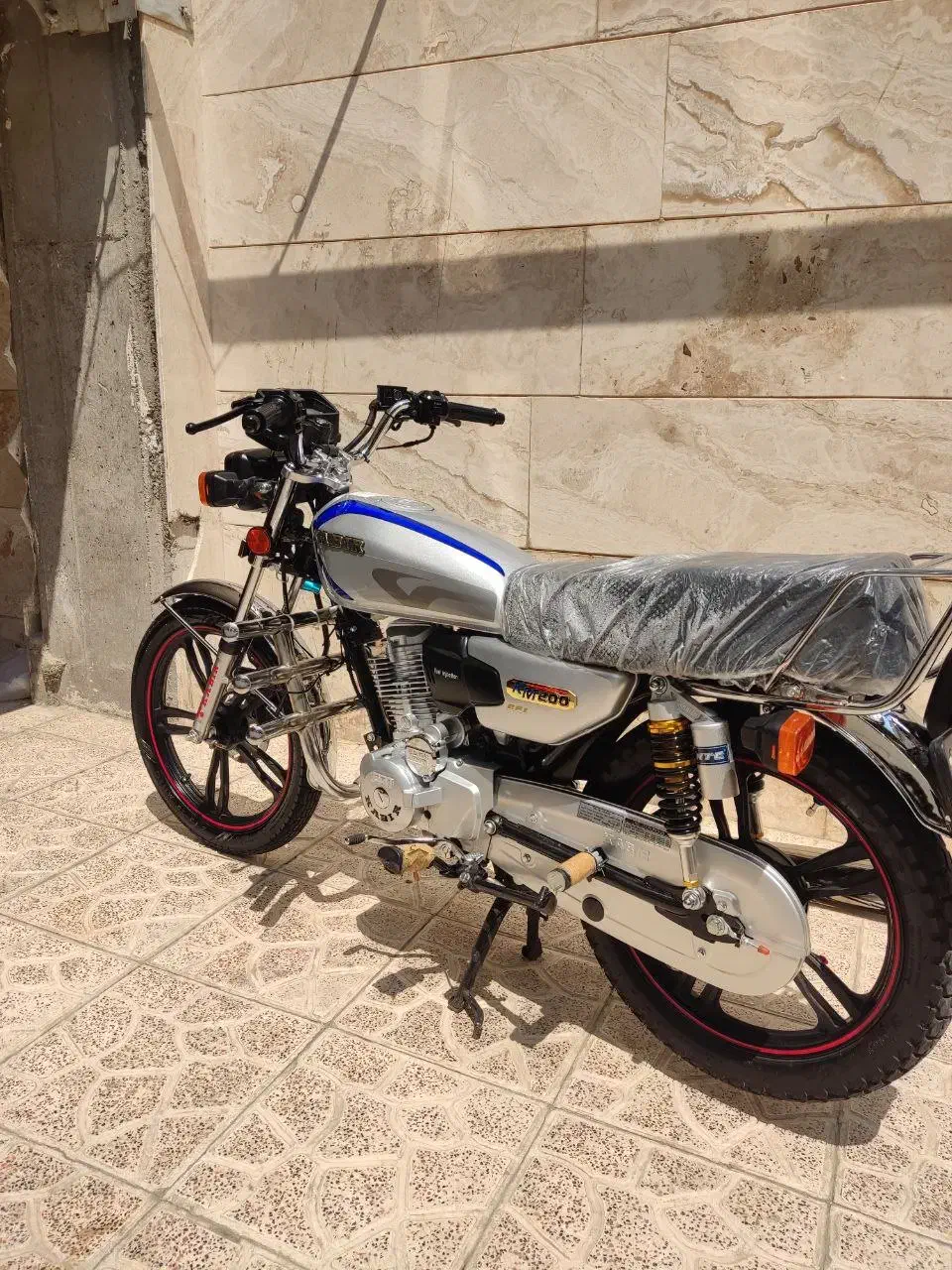 هندا کبیر 200 (خاص)|موتورسیکلت|تهران, خلیج فارس|دیوار