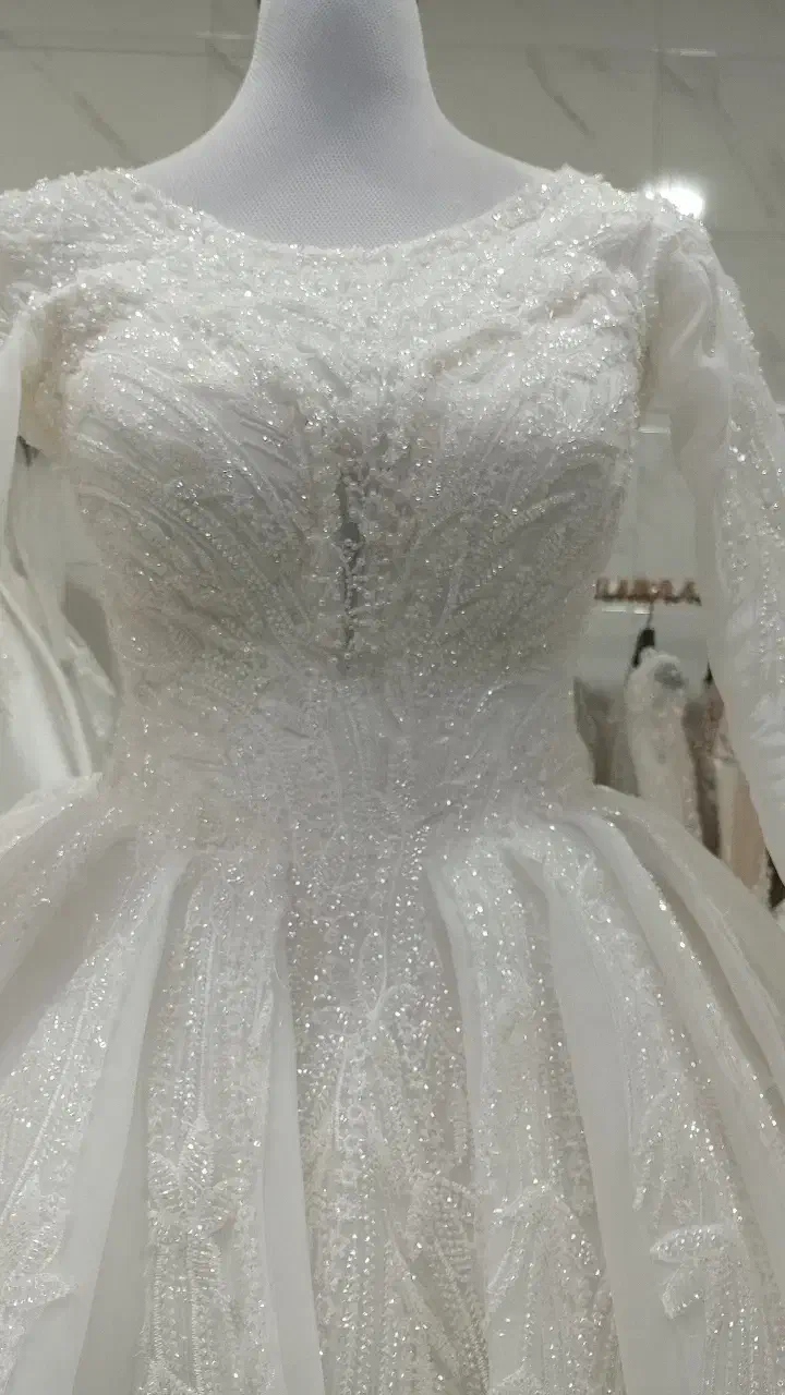 فروش لباس عروس باقیمت مناسب|لباس|شاندرمن, |دیوار