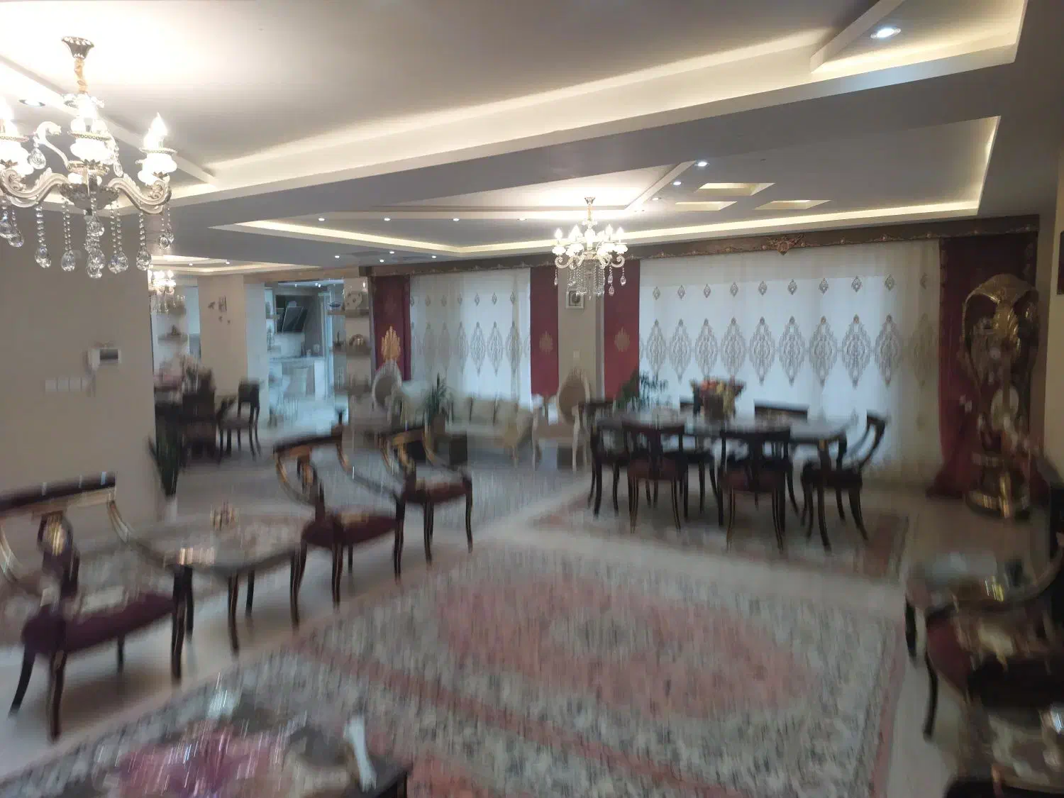 فروش فوری واحد 260 متری در تاپ لوکیشن ولیعصر|فروش آپارتمان|تبریز, |دیوار