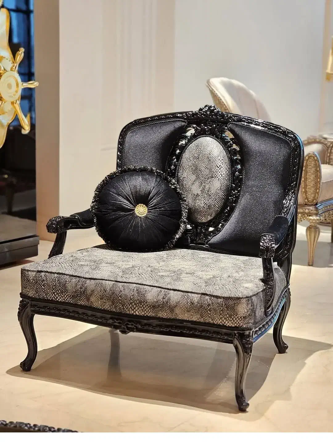 مبلمان سلطنتی مدل شاین|مبلمان خانگی و میز عسلی|تهران, فلسطین (میدان انقلاب)|دیوار