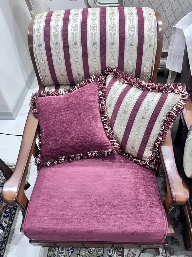 مبل کلاسیک ۹ نفره راحتی|مبلمان خانگی و میز عسلی|تهران, مجیدیه|دیوار