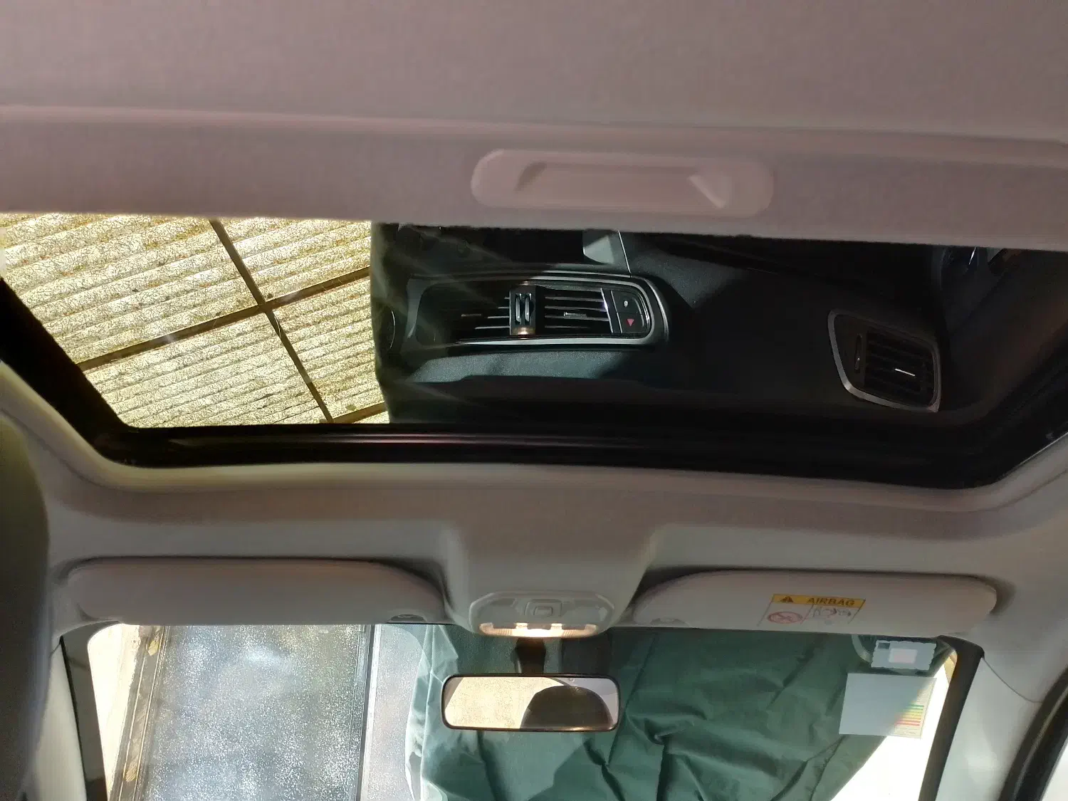 تارا بی رنگ ۱۴۰۲ V2|خودرو سواری و وانت|لنگرود, |دیوار