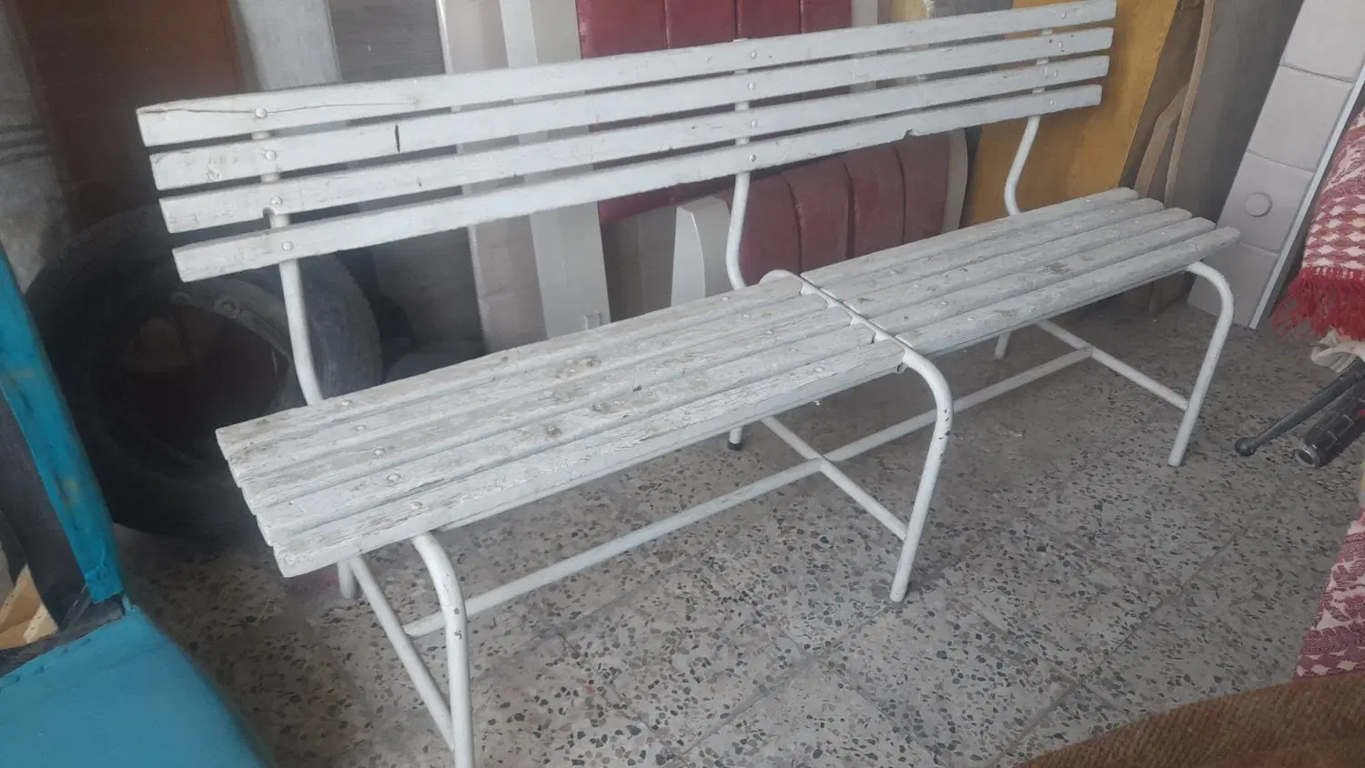 نیمکت|صندلی و نیمکت|اصفهان, رهنان|دیوار