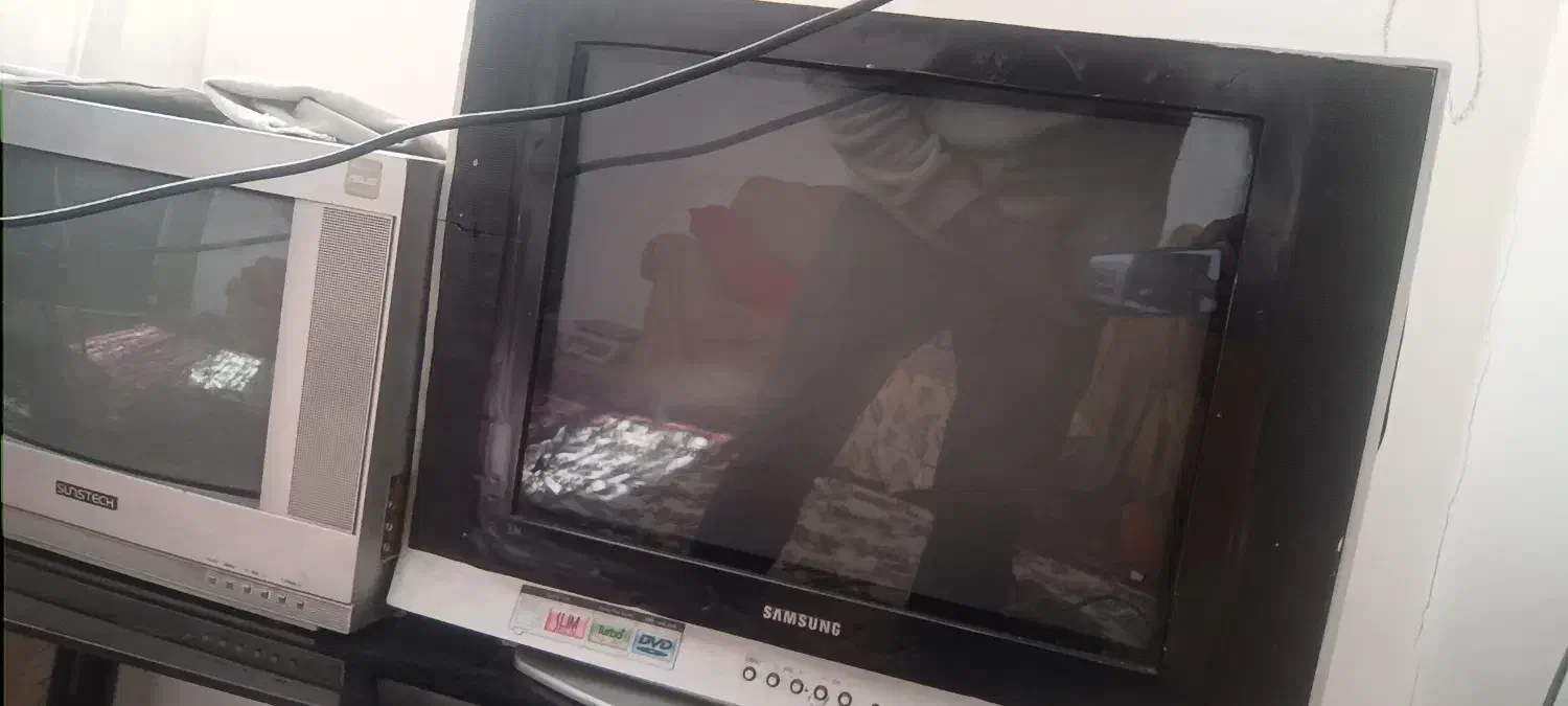 دو عدد تلویزیون صفحه تخت|تلویزیون و پروژکتور|خوانسار, |دیوار