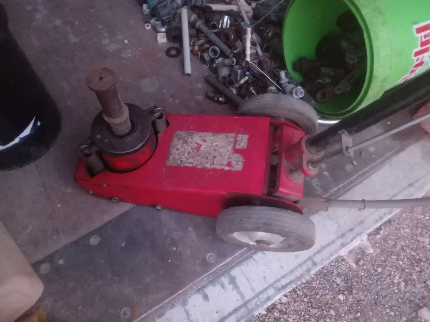 جک بادی۲۰تن|ماشینآلات صنعتی|سیرجان, |دیوار