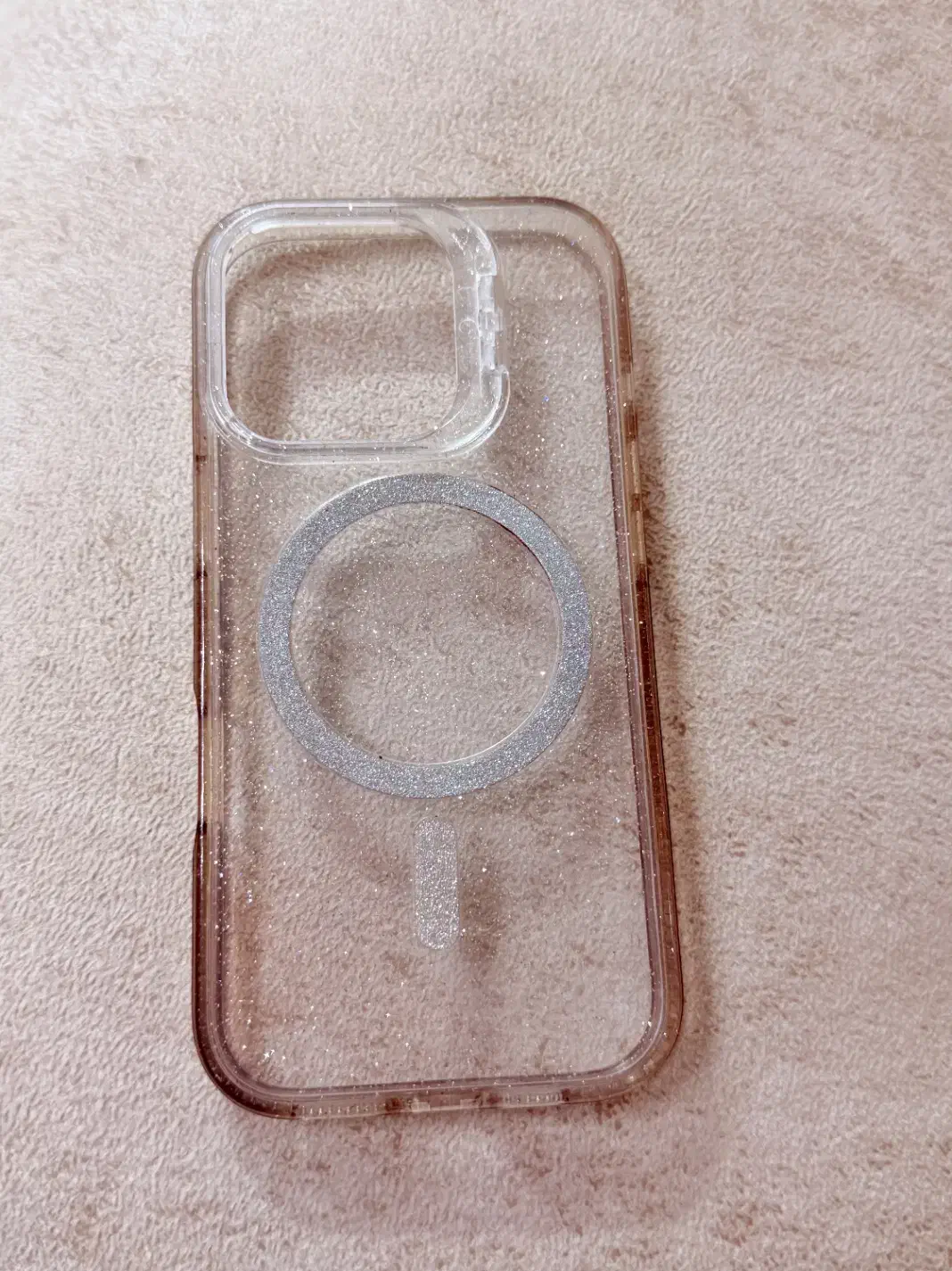 گارد آیفون ۱۶ پرو|لوازم جانبی موبایل و تبلت|شاهین‌شهر, شهرک میلاد|دیوار