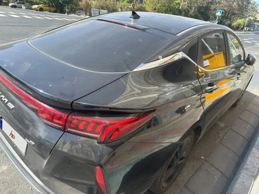 کی ام سی J7|خودرو سواری و وانت|اصفهان, آبشار|دیوار