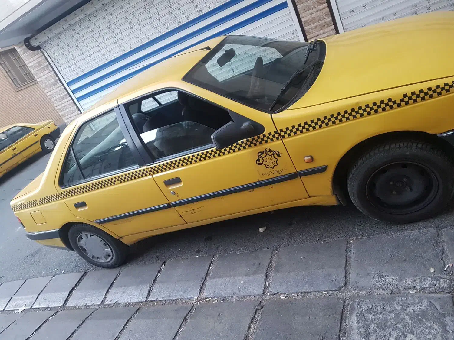 پژو 405 GL - دوگانه سوز CNG، مدل۱۳۹۰|خودرو سواری و وانت|فردیس, منظریه|دیوار