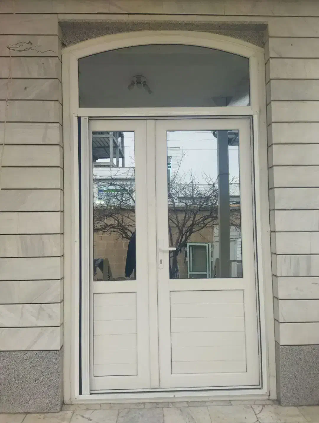 سازنده درب و پنجره upvc دوجداره، یو پی وی سی، نصب|خدمات پیشه و مهارت|بوشهر, |دیوار