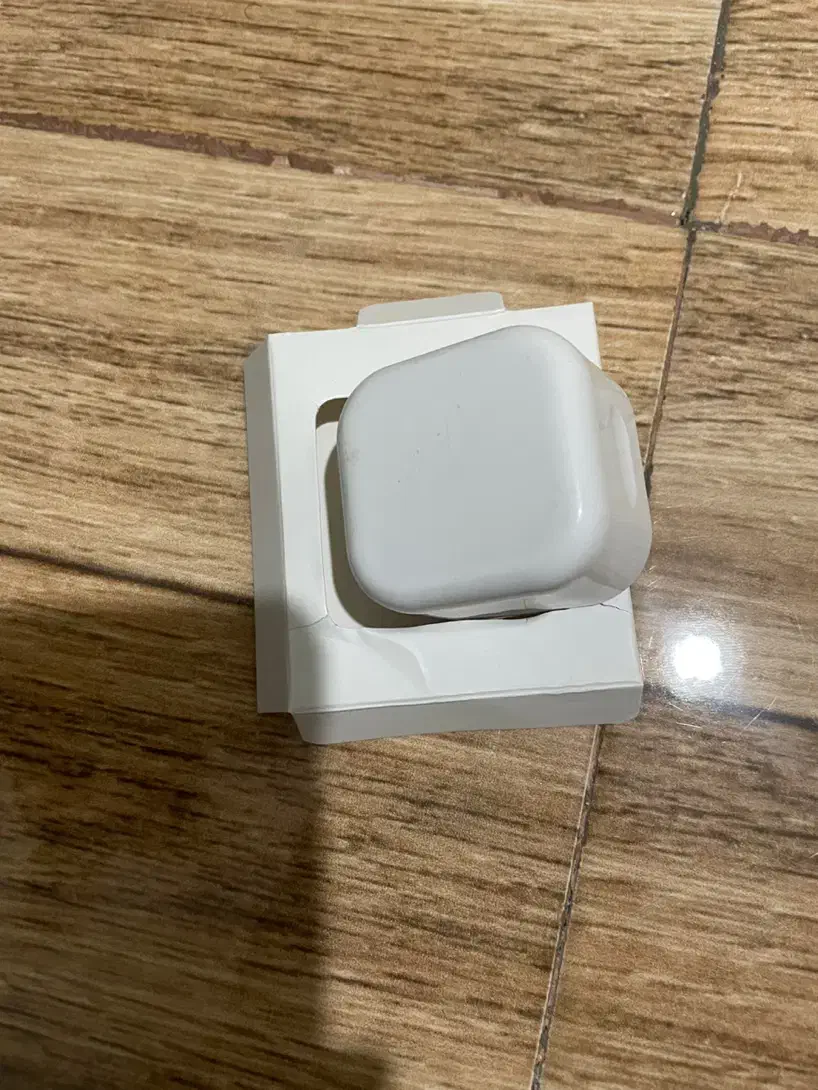 کله شارژر ایفون سالم بشرط|لوازم جانبی موبایل و تبلت|شاهین‌شهر, فردوسی|دیوار