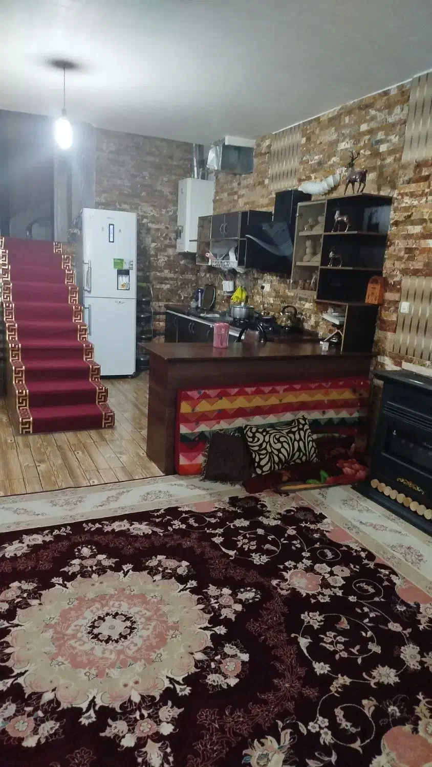 رهن منزل ویلایی|اجارهٔ خانه و ویلا|شیراز, شهرک قمشه|دیوار