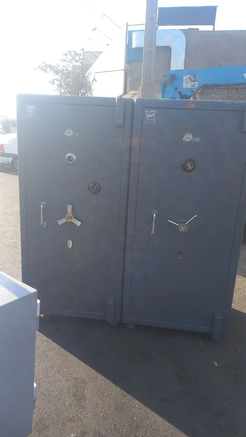 گاوصندوق ۲۰۰۰ رنگ فابریک رمز سارجنت امریکا|ابزارآلات|تبریز, |دیوار